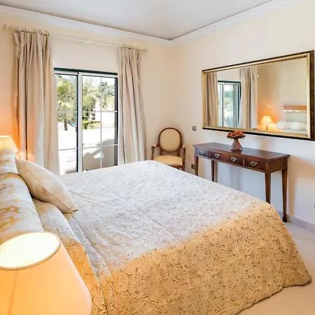 Sleeps 6 Pool Air Con T607837 别墅 *