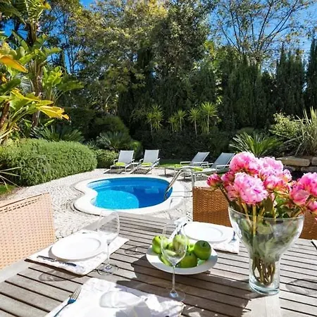 Villa Sleeps 6 Pool Air Con T607837